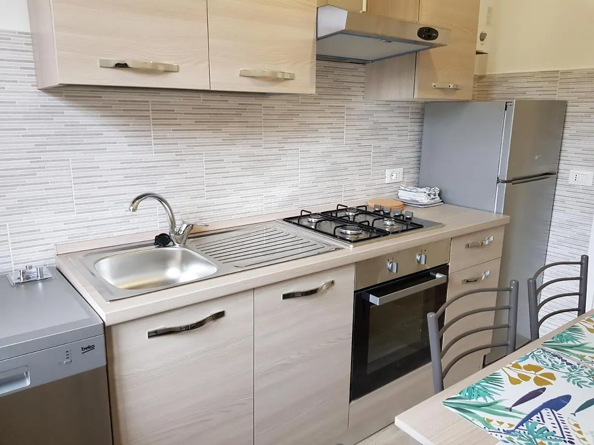 Quiete Ad Un Passo Dal Mare Apartment Albisola Superiore 0*,