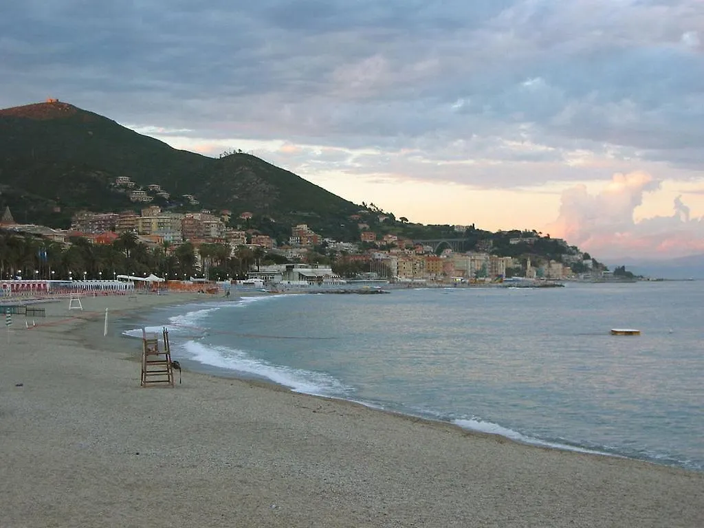 Quiete Ad Un Passo Dal Mare Apartment Albisola Superiore